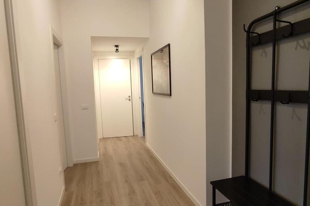 Interno Nove - Appartamento A Corsico Exterior photo