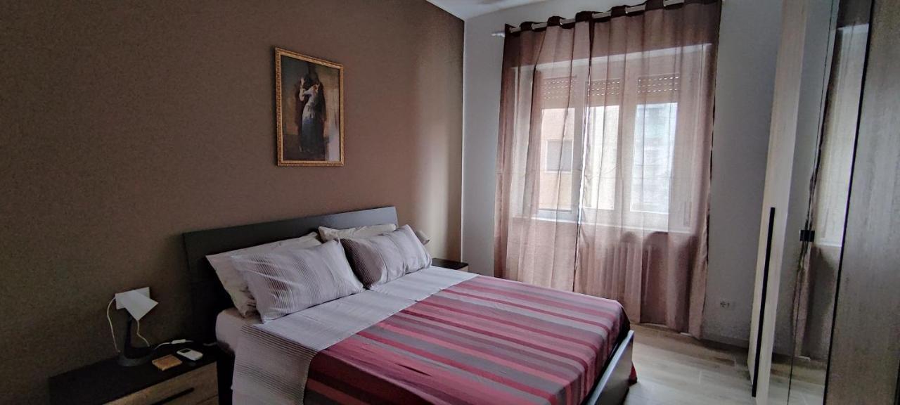 Interno Nove - Appartamento A Corsico Exterior photo
